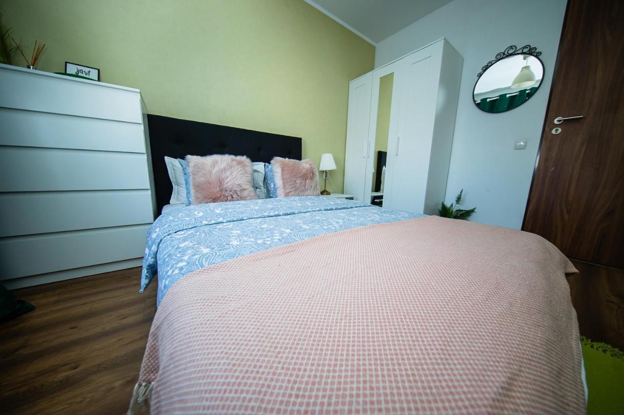 Smart Palas Apartament Iasi Exterior photo